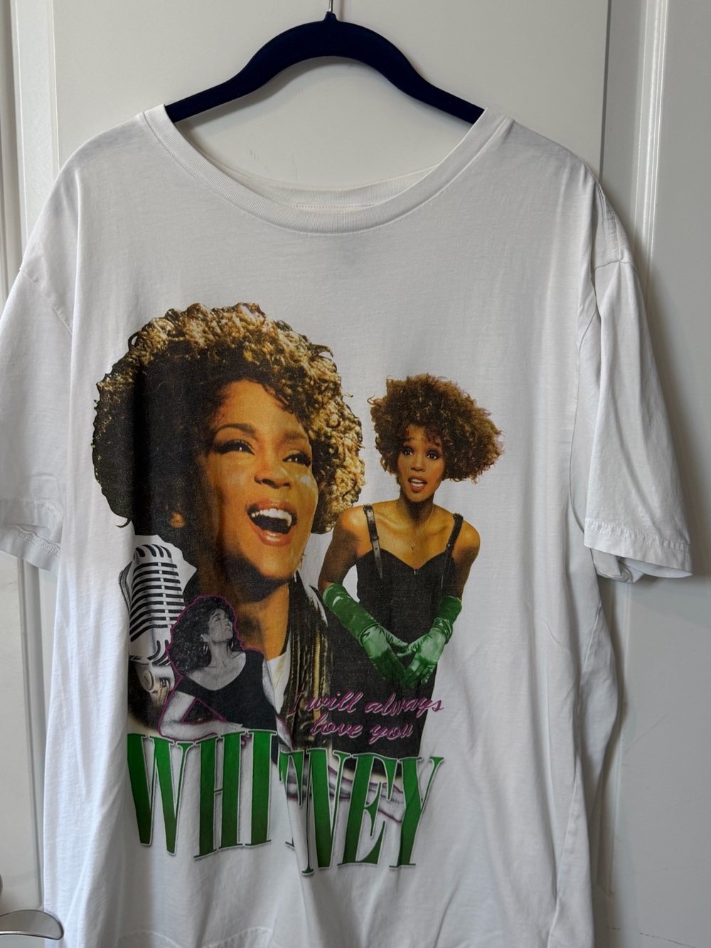 Divided White Whitney Graphic Short Sleeve Tee vintage